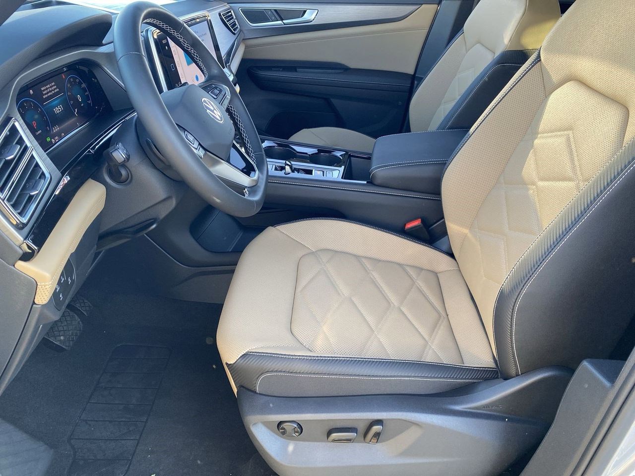 2026 Volkswagen Atlas Cross Sport SE w/Tech - Photo 15