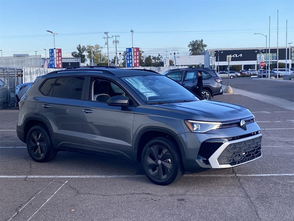 New 2026 Volkswagen Taos 1.5T S SUV