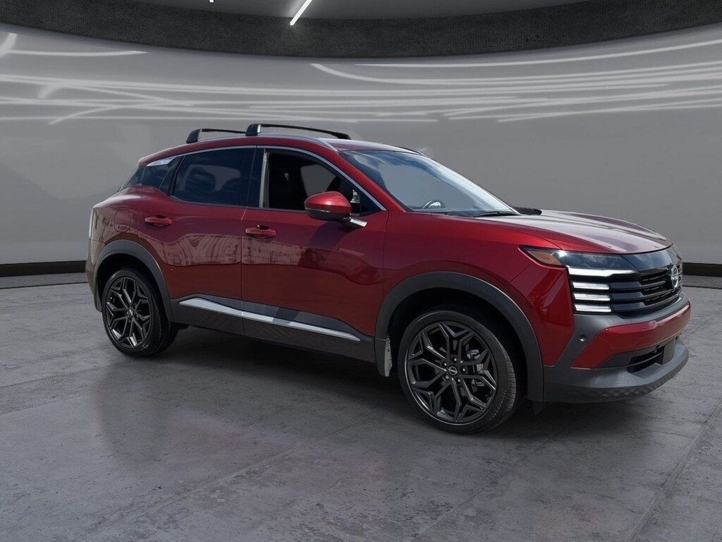 Used 2025 Nissan Kicks SR SUV
