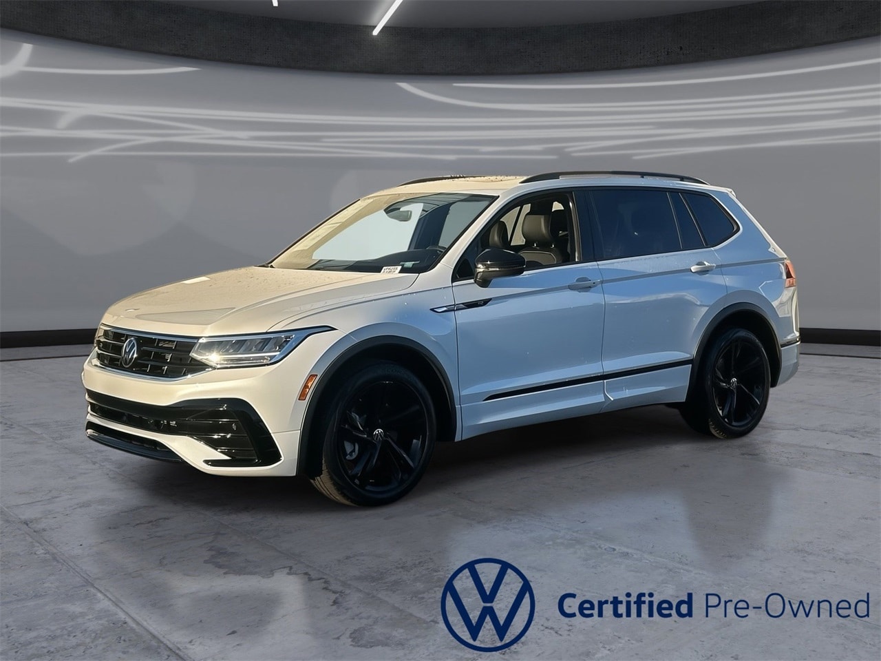 2023 Volkswagen Tiguan SE R-LINE BLACK