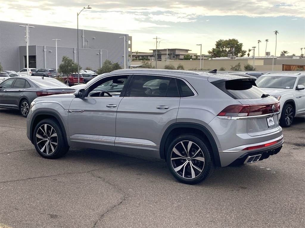 New 2026 Volkswagen Atlas Cross Sport 2.0T SEL Premium R-Line SUV