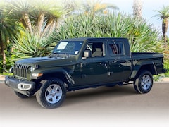 2022 Jeep Gladiator Sport Truck Crew Cab