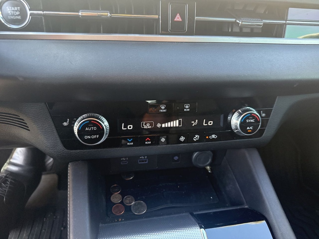 Used 2022 Mitsubishi Outlander SEL CUV