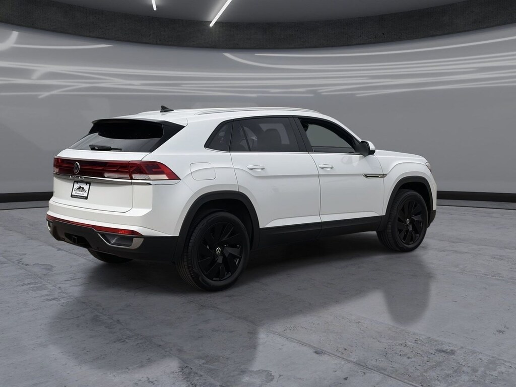New 2026 Volkswagen Atlas Cross Sport SE w/Technology SUV