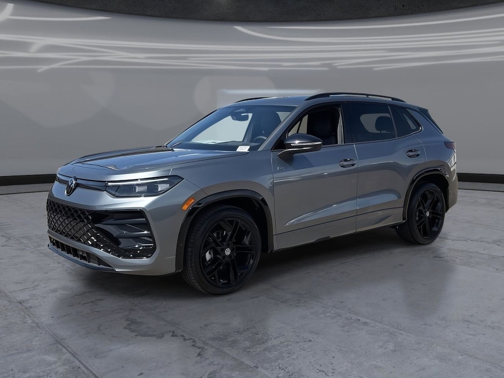 New 2026 Volkswagen Tiguan 2.0T SE R-Line Black SUV