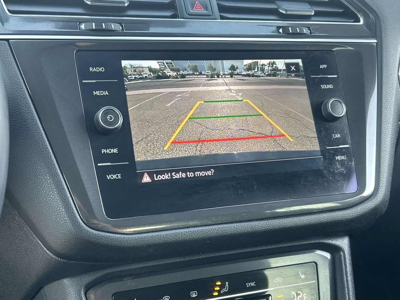 2023 Volkswagen Tiguan SE - Photo 24