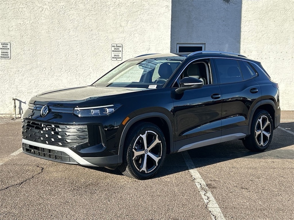 New 2026 Volkswagen Tiguan 2.0T SE SUV