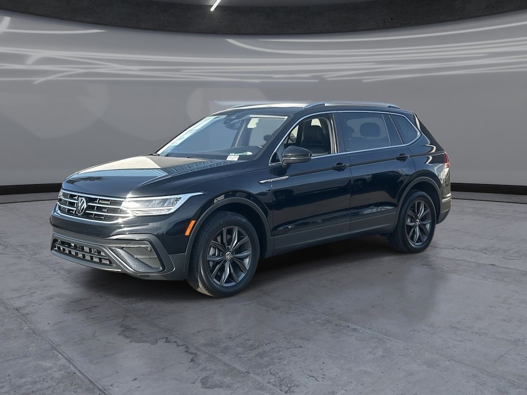 Used 2023 Volkswagen Tiguan 2.0T SE SUV