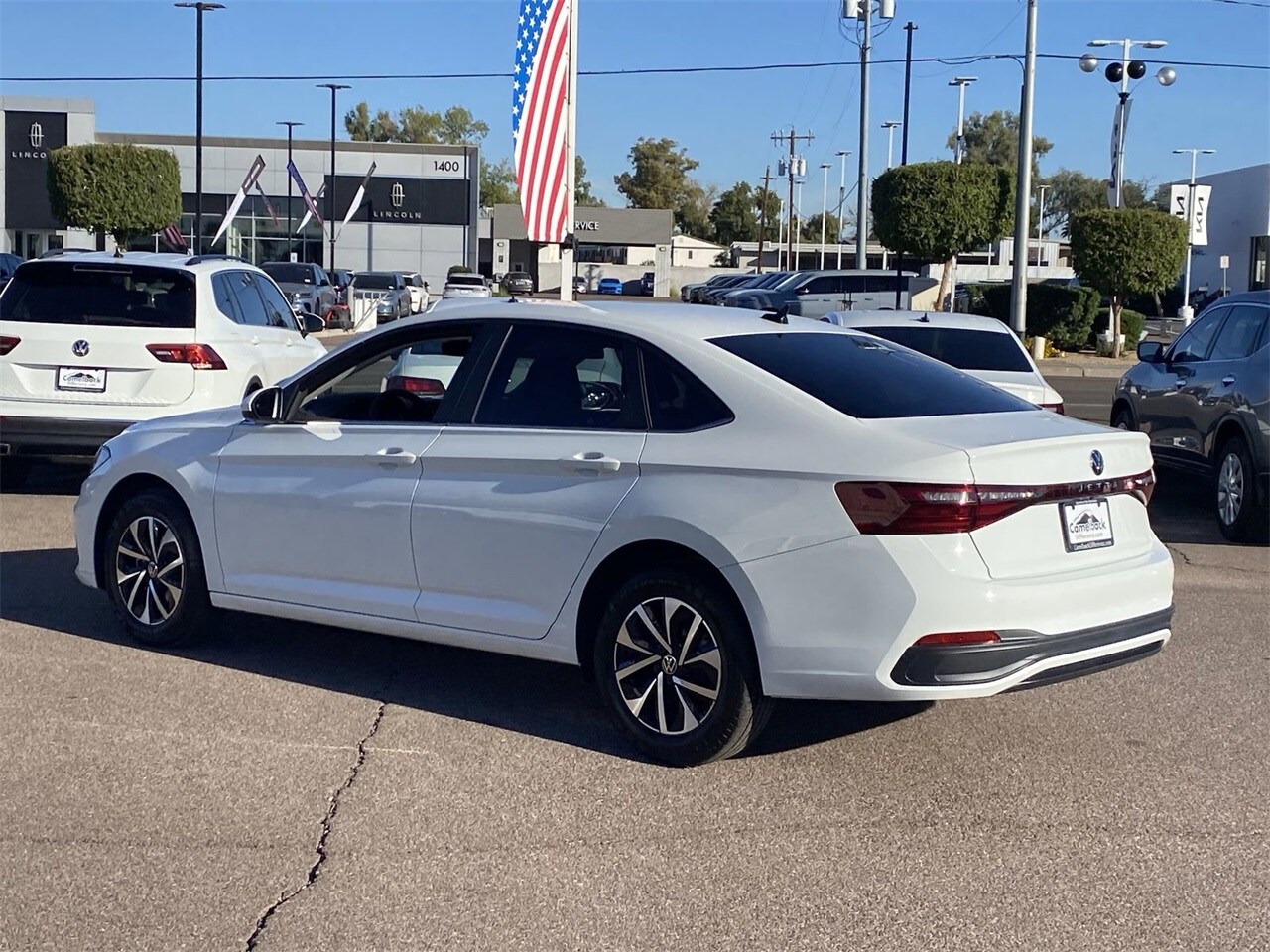 2026 Volkswagen Jetta 1.5T S photo 4