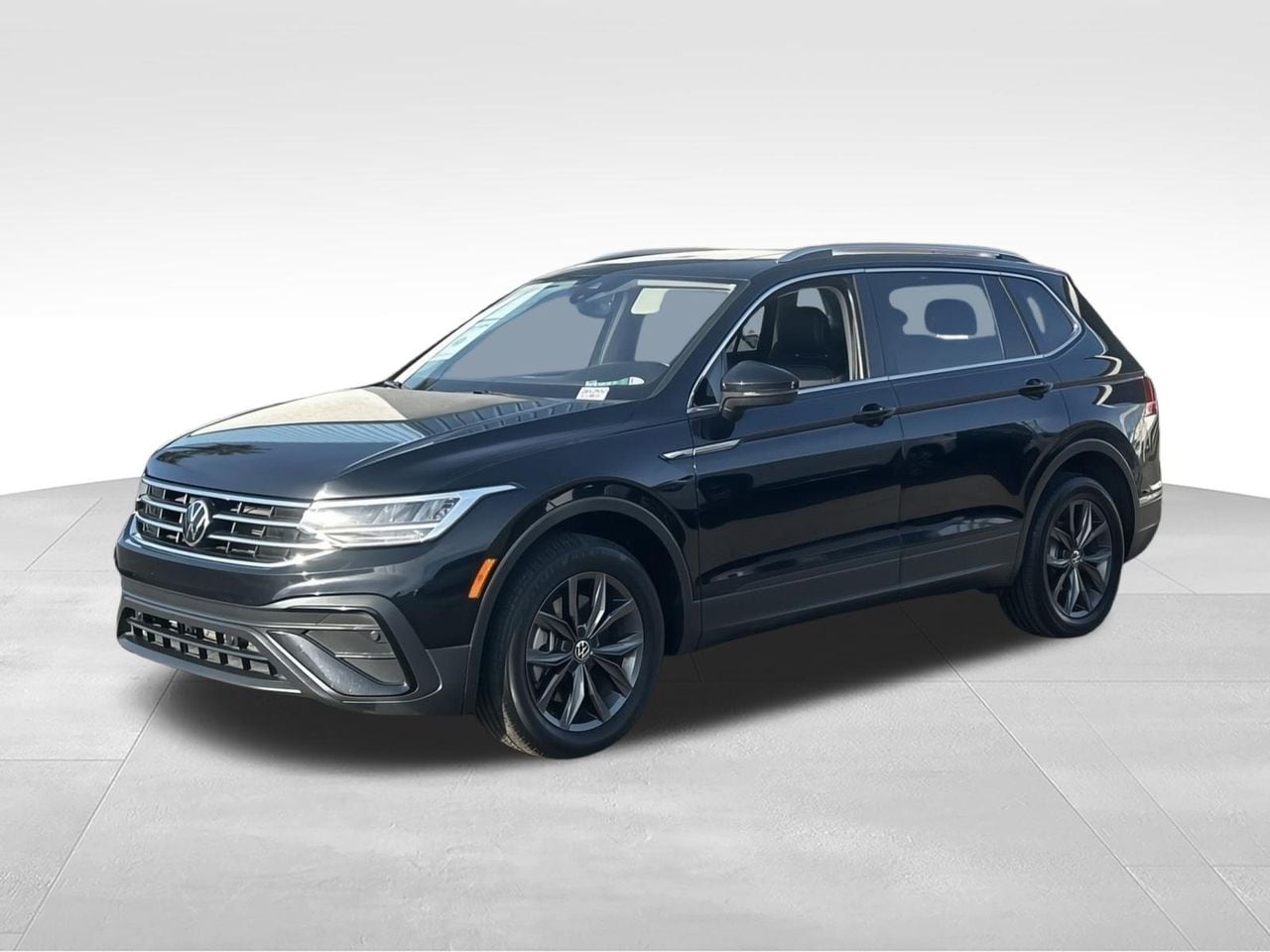 2023 Volkswagen Tiguan SUV 