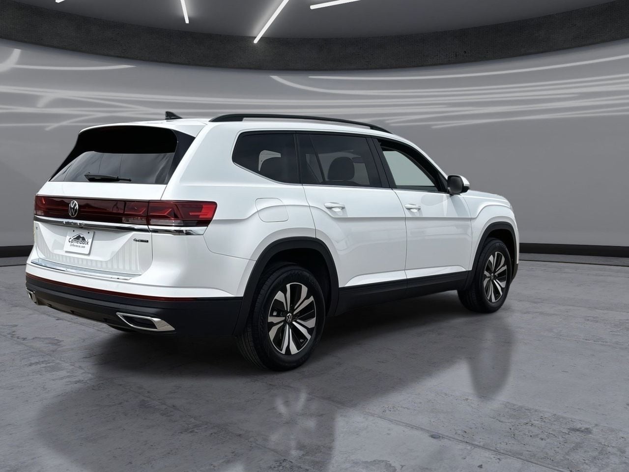 View vehicle photo 2