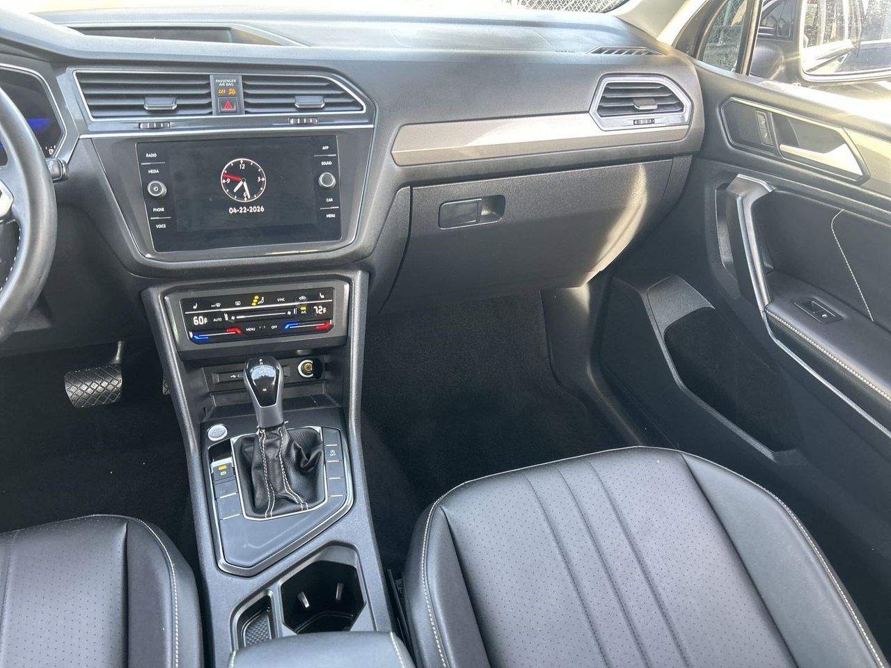 2023 Volkswagen Tiguan SE - Photo 13