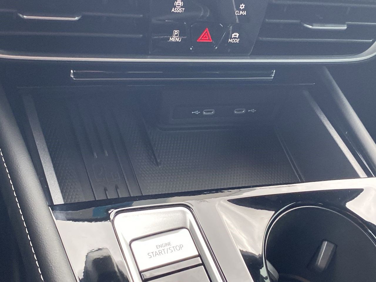 2026 Volkswagen Atlas Cross Sport SEL Premium R-LINE - Photo 25