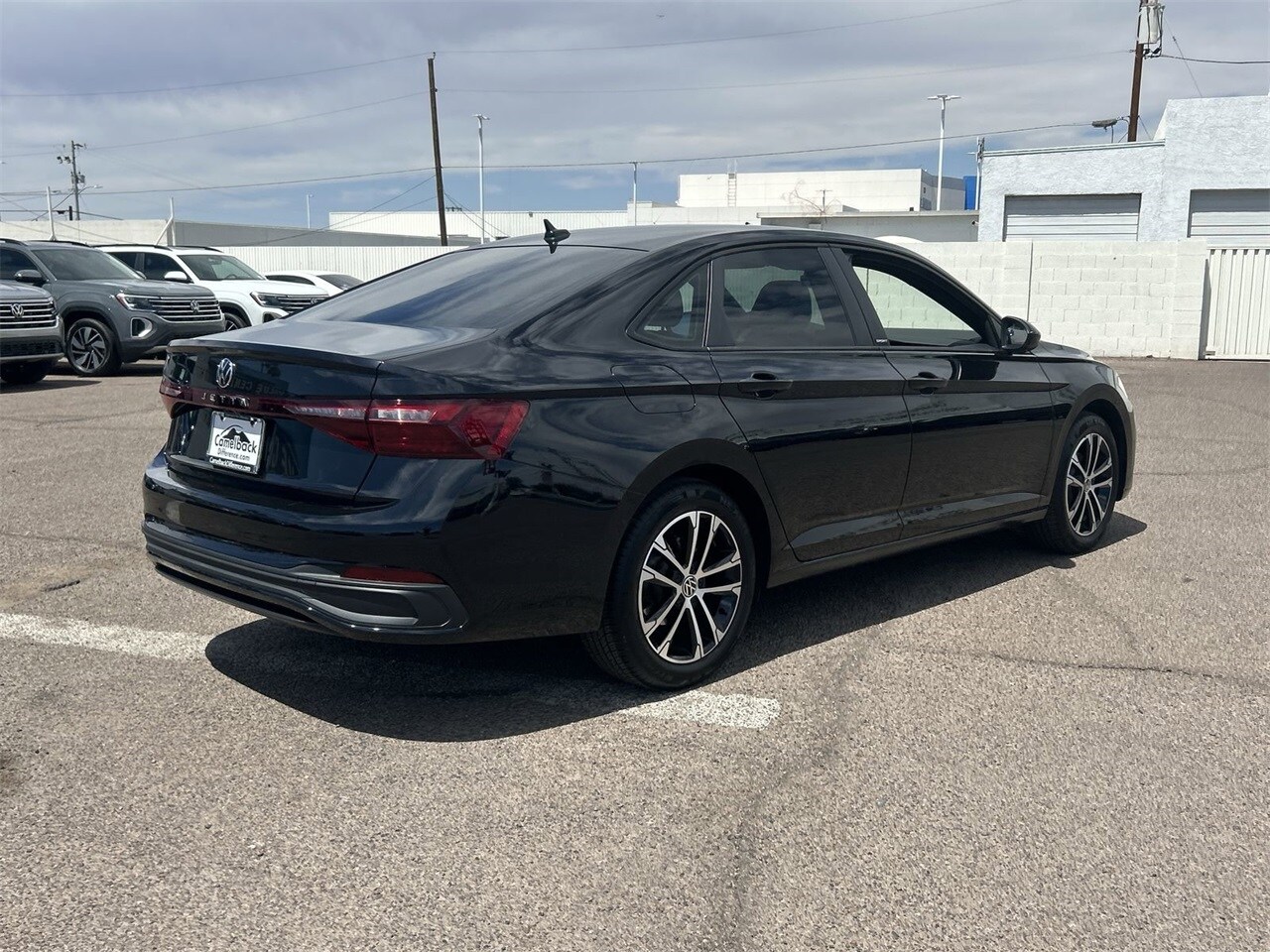 2025 Volkswagen Jetta 1.5T Sport photo 3