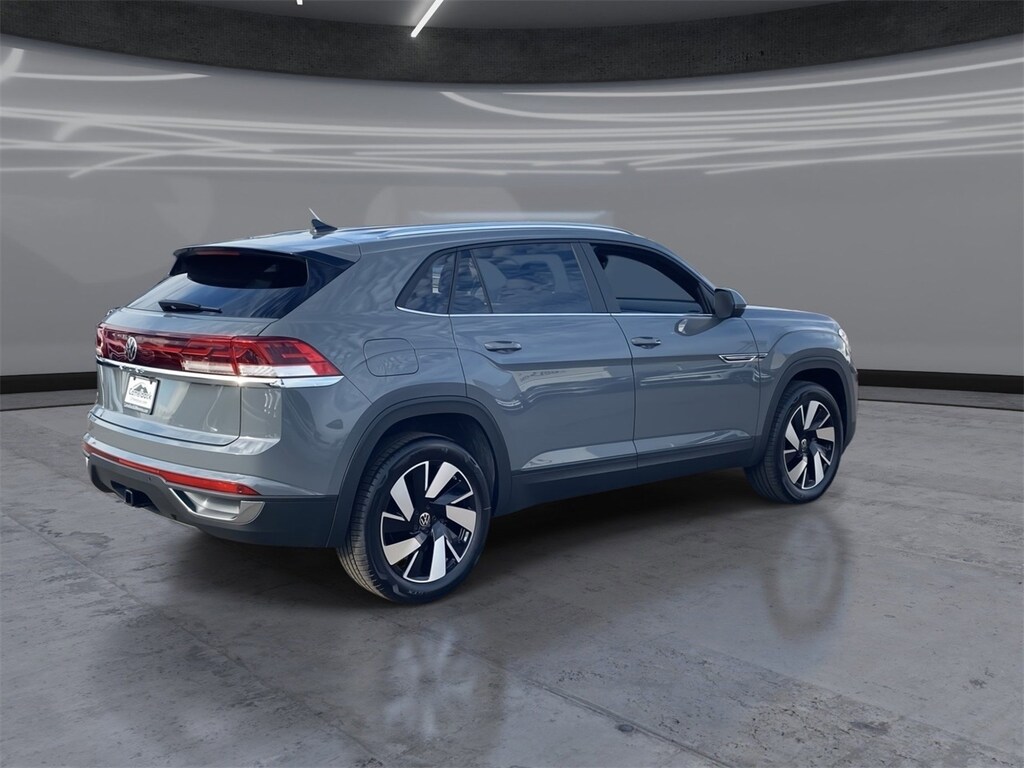 New 2026 Volkswagen Atlas Cross Sport 2.0T SE w/Technology SUV