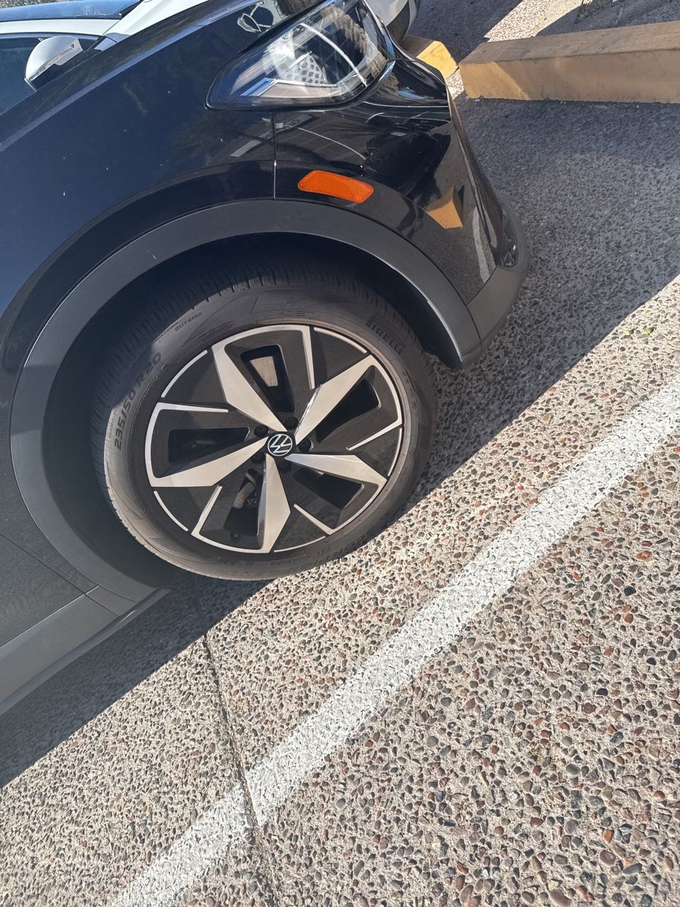 2025 Volkswagen ID.4 PRO S - Photo 8