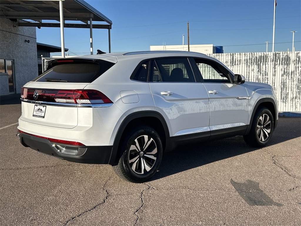 New 2026 Volkswagen Atlas Cross Sport 2.0T SE SUV