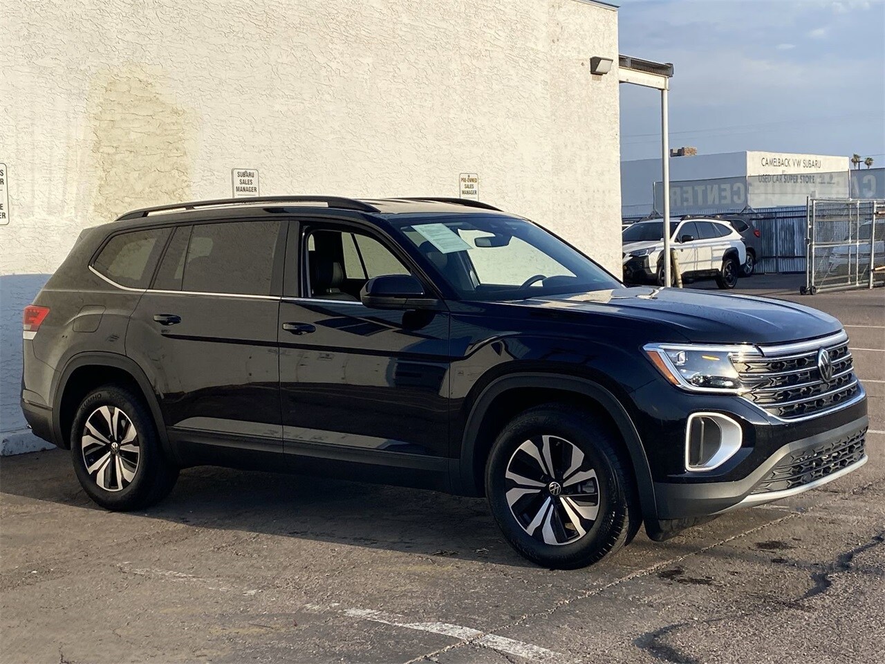 2025 Volkswagen Atlas SE photo 3