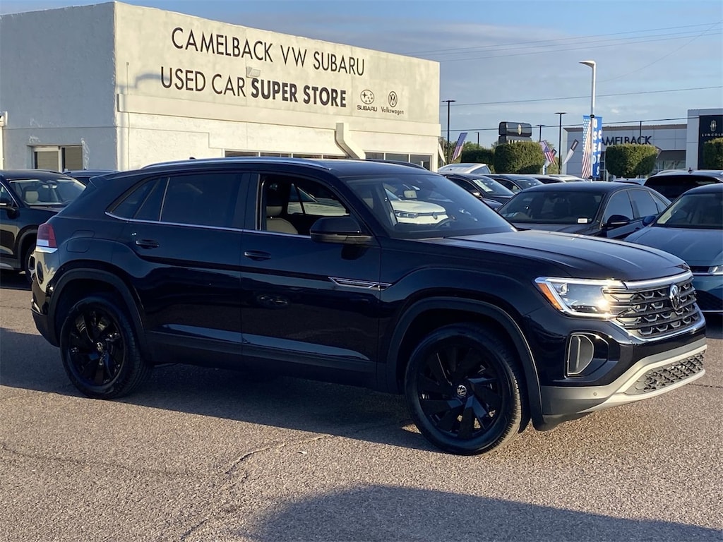 New 2026 Volkswagen Atlas Cross Sport 2.0T SE w/Technology SUV