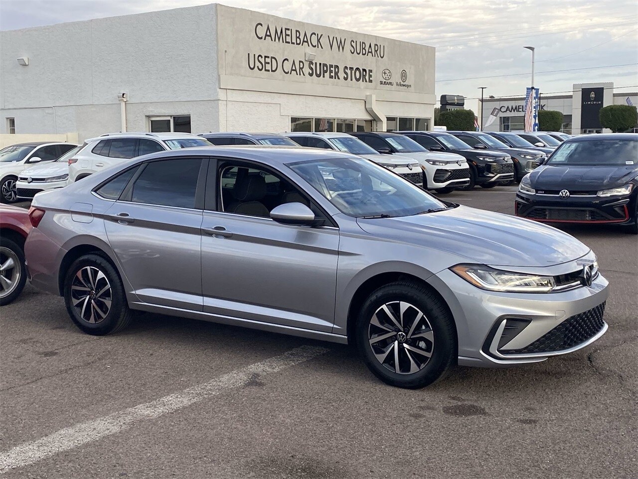 2025 Volkswagen Jetta 1.5T S photo 3