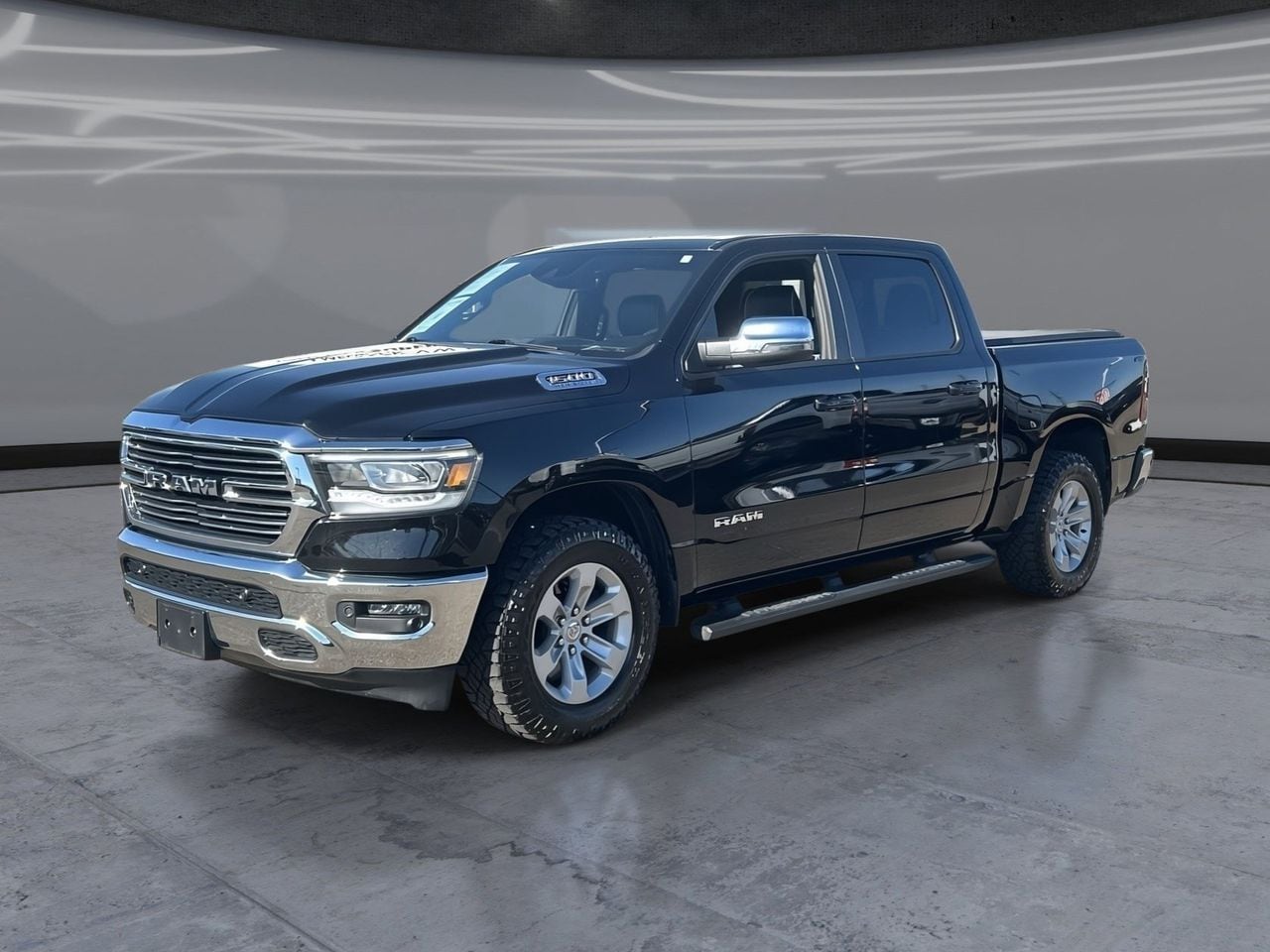 2023 RAM 1500 Laramie 4x4 Crew Cab 5'7's photo