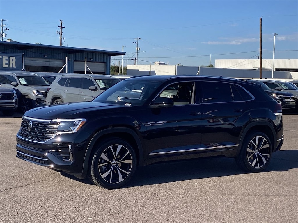 New 2026 Volkswagen Atlas Cross Sport 2.0T SEL Premium R-Line SUV