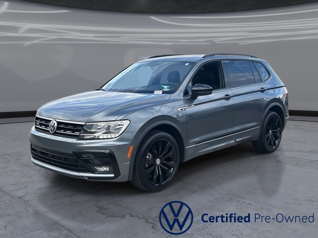 Platinum Gray 2021 Volkswagen Tiguan SUV / Crossover Front-Wheel Drive 8-Speed Automatic