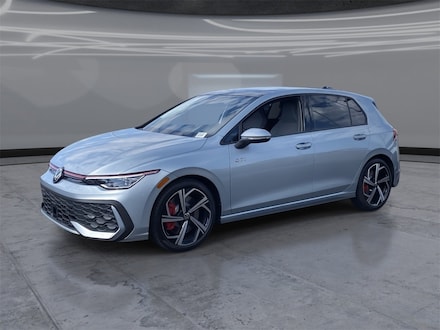 2025 Volkswagen Golf GTI 2.0T SE Hatchback