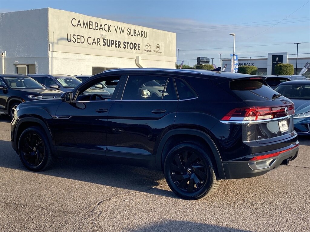 New 2026 Volkswagen Atlas Cross Sport 2.0T SE w/Technology SUV
