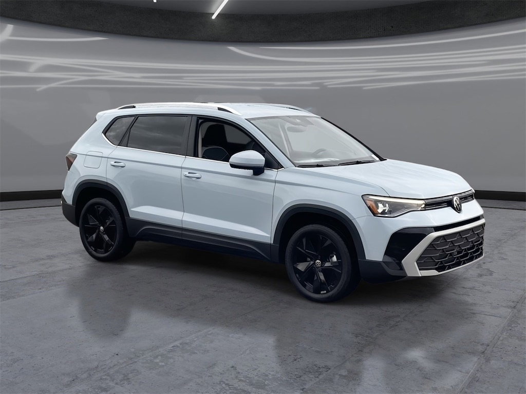 New 2026 Volkswagen Taos 1.5T SE SUV