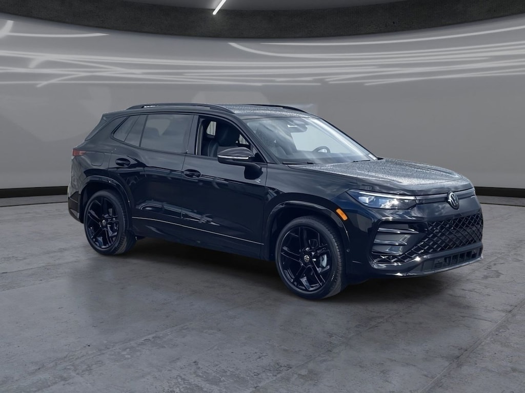 New 2026 Volkswagen Tiguan 2.0T SE R-Line Black SUV