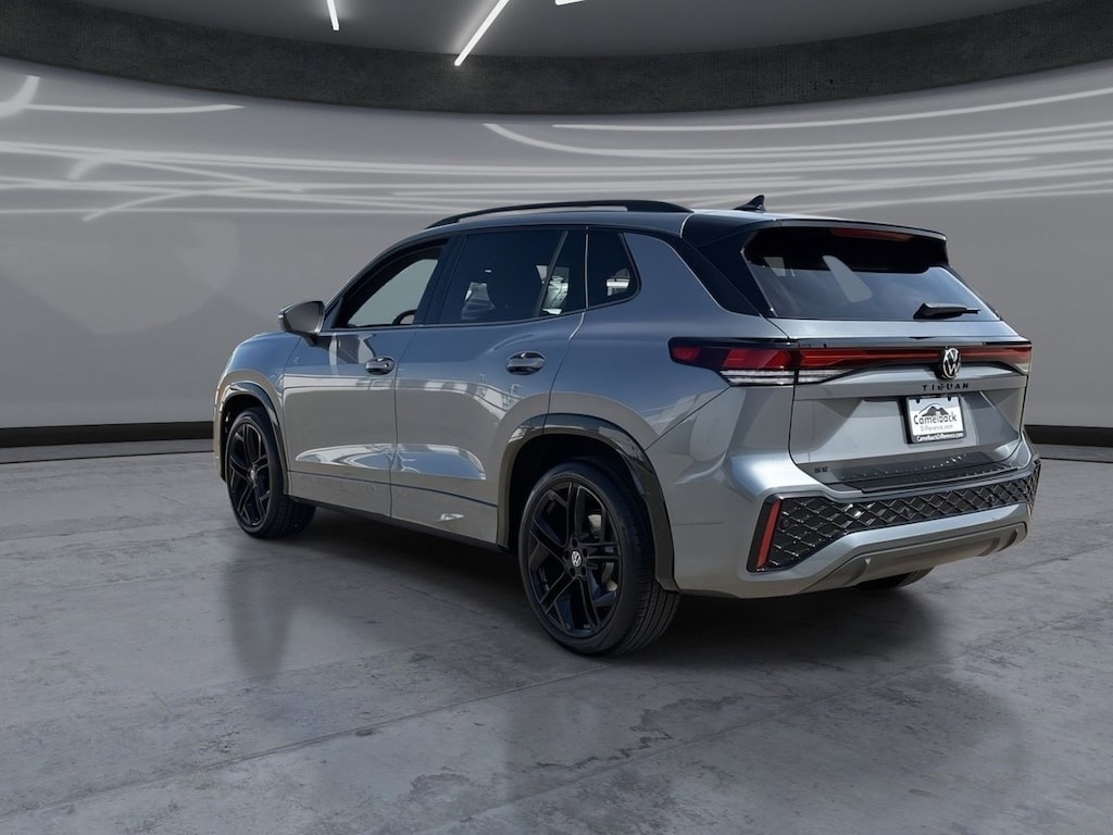 New 2026 Volkswagen Tiguan 2.0T SE R-Line Black SUV