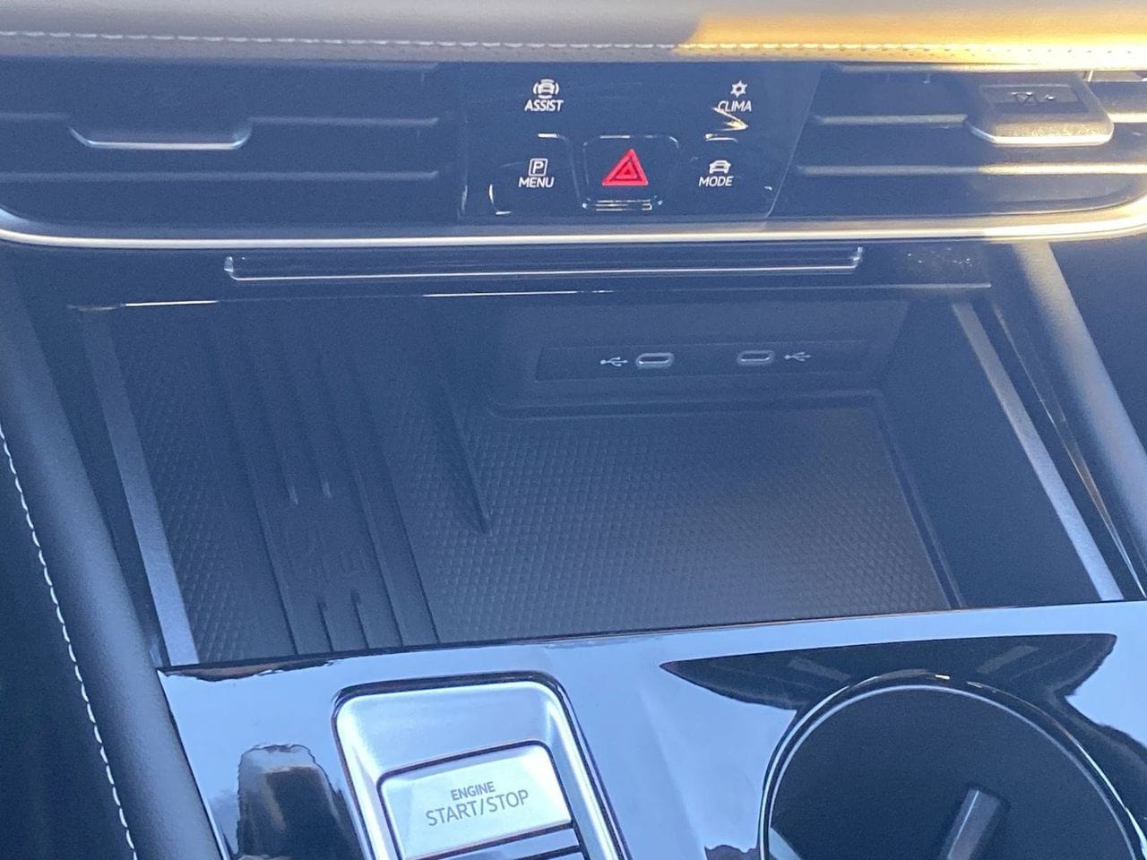 2026 Volkswagen Atlas Cross Sport SE w/Tech - Photo 24