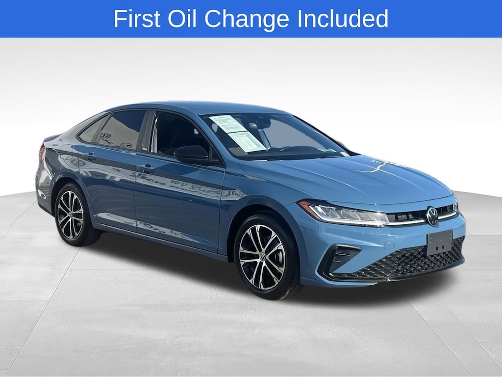 Certified 2025 Volkswagen Jetta 1.5T Sport Sedan