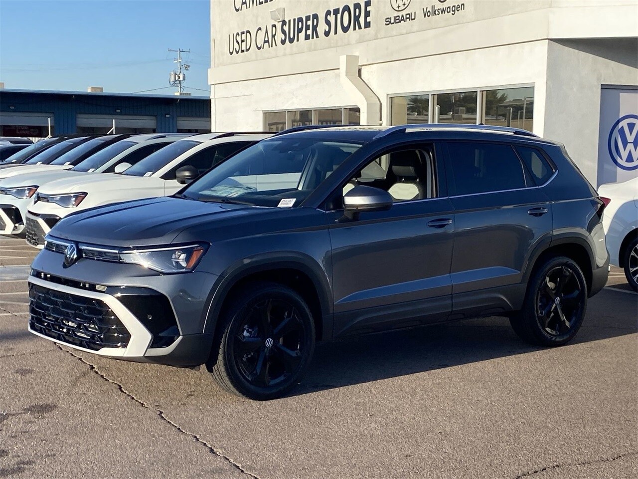2025 Volkswagen Taos SEL photo 3