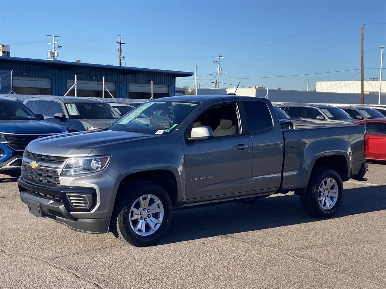 2022 Chevrolet Colorado LT photo 3