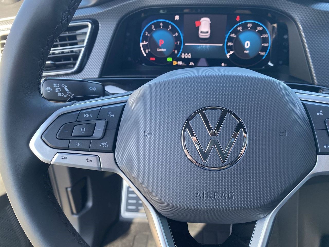 2026 Volkswagen Atlas Cross Sport SEL Premium R-LINE - Photo 20