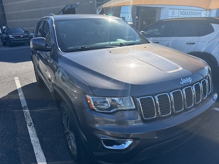 2019 Jeep Grand Cherokee Laredo SUV