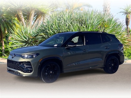 2025 Volkswagen Tiguan 2.0T SE R-Line Black SUV