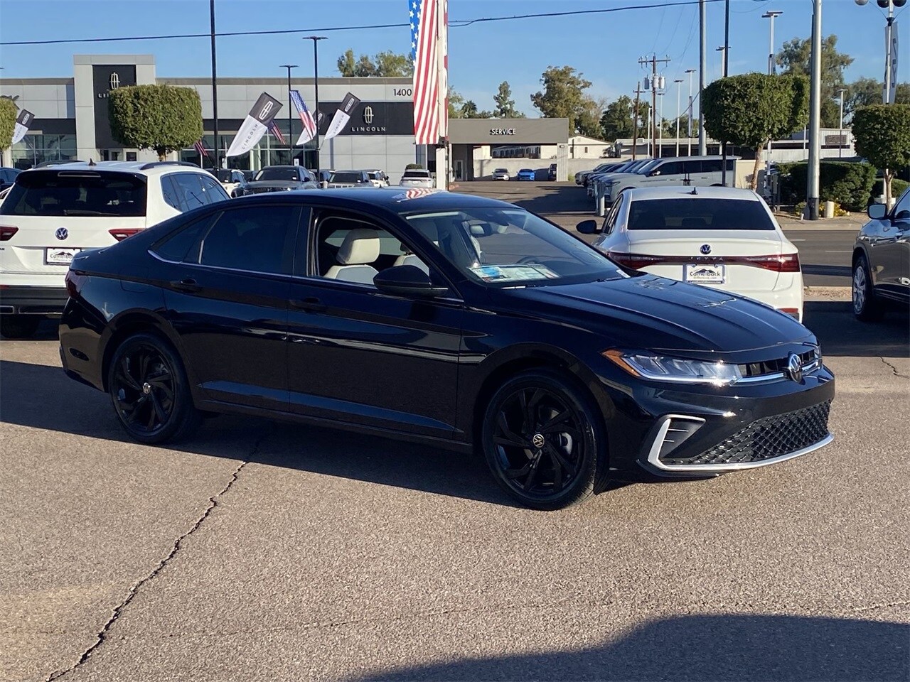 2026 Volkswagen Jetta 1.5T SE photo 2