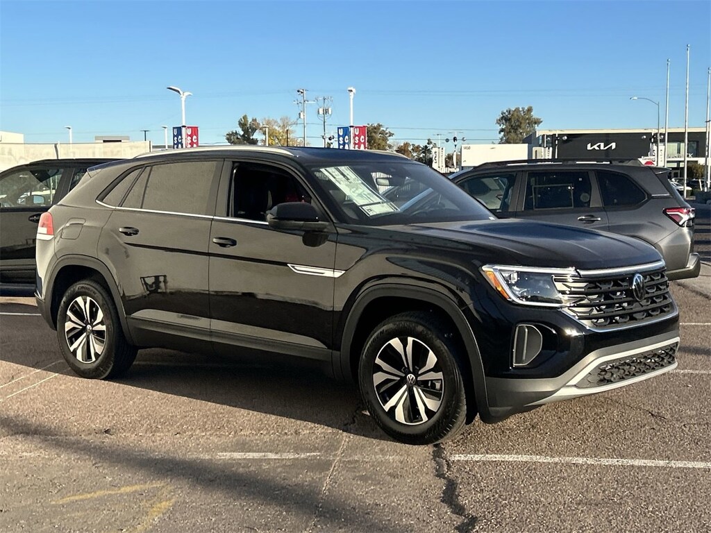 New 2026 Volkswagen Atlas Cross Sport 2.0T SE SUV