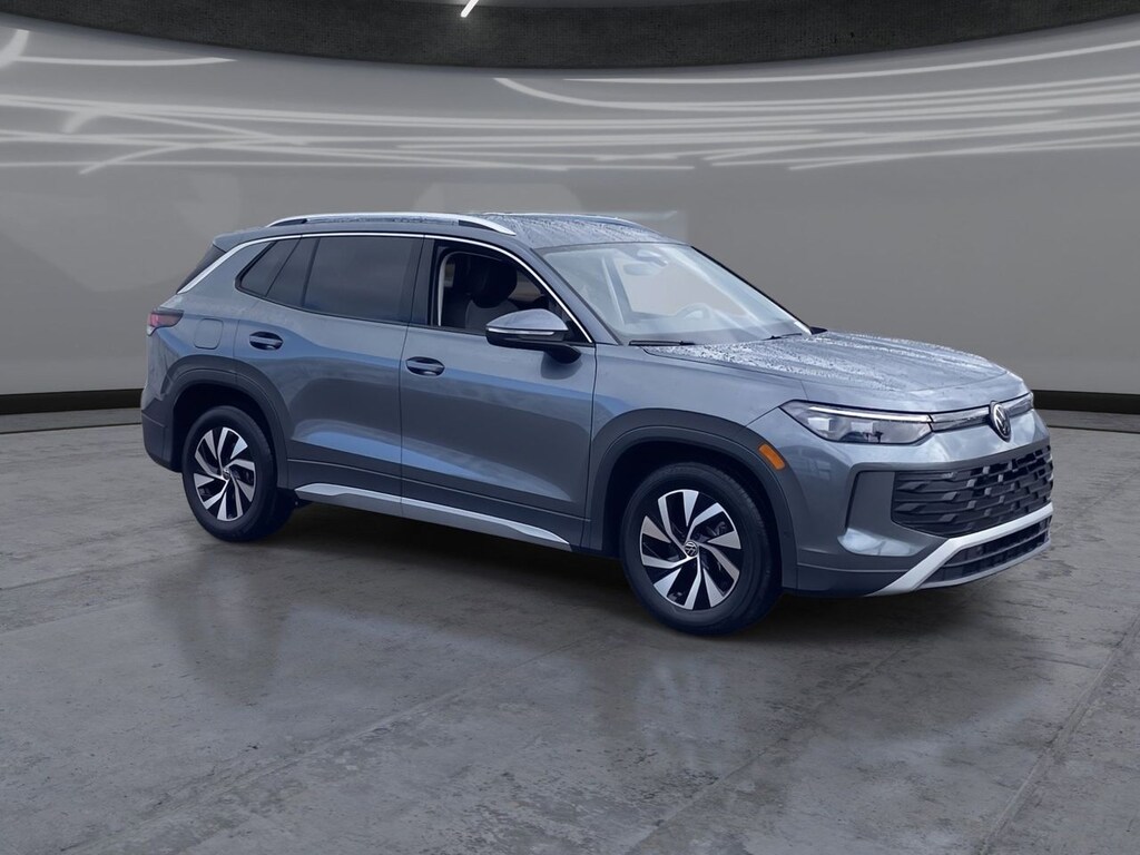 New 2026 Volkswagen Tiguan 2.0T S SUV