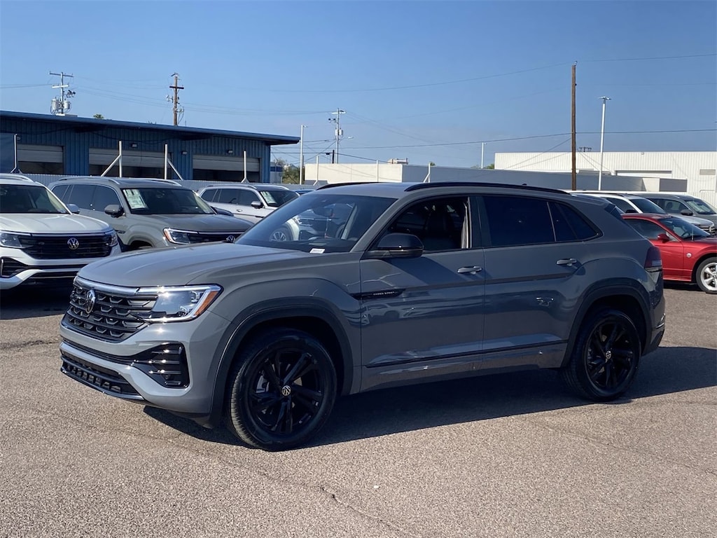 New 2026 Volkswagen Atlas Cross Sport 2.0T SEL R-Line Black SUV