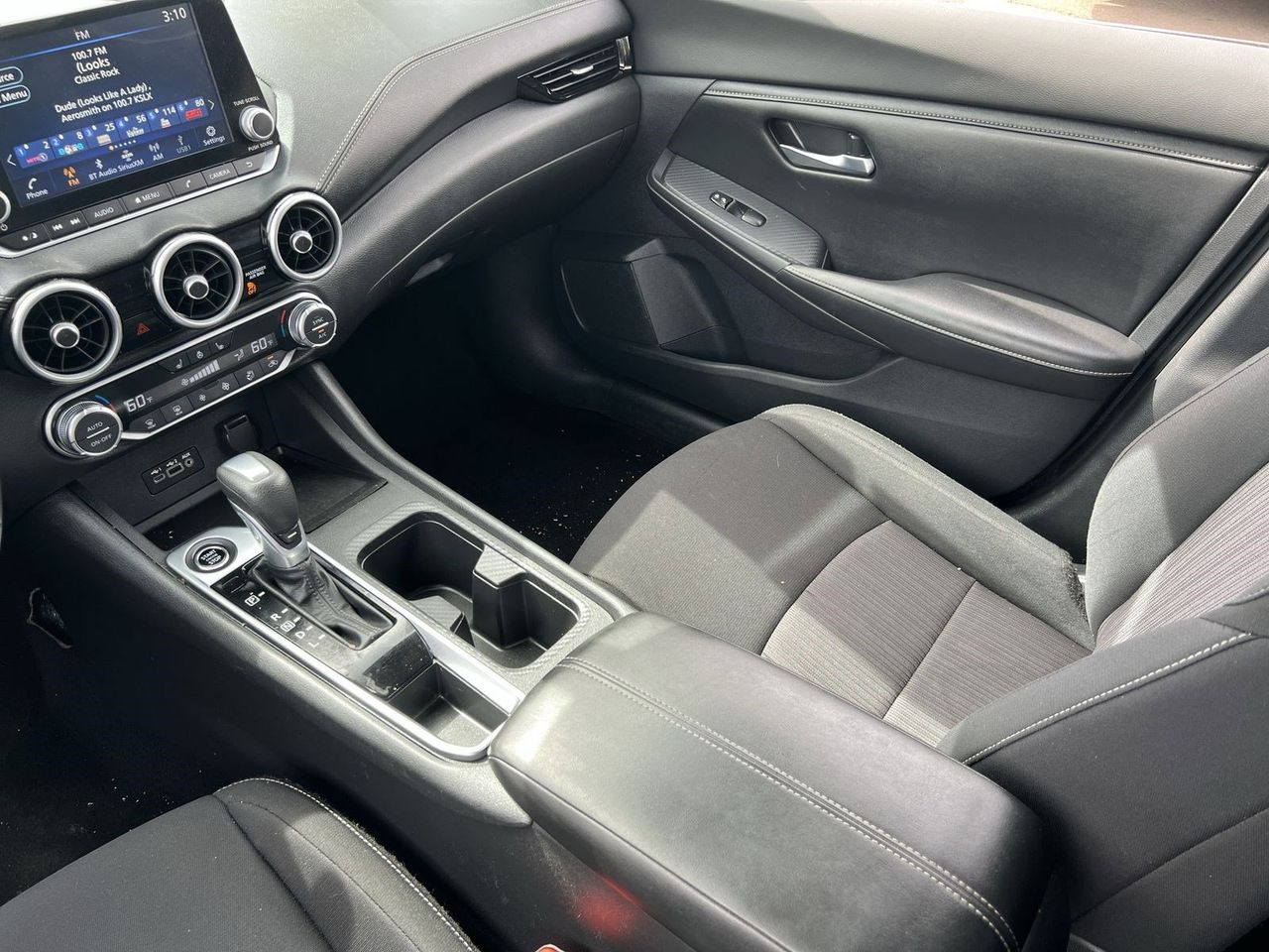 2022 Nissan Sentra SV - Photo 14
