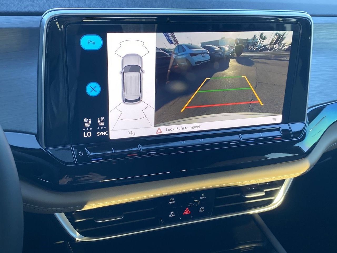 2026 Volkswagen Atlas Cross Sport SE w/Tech - Photo 22