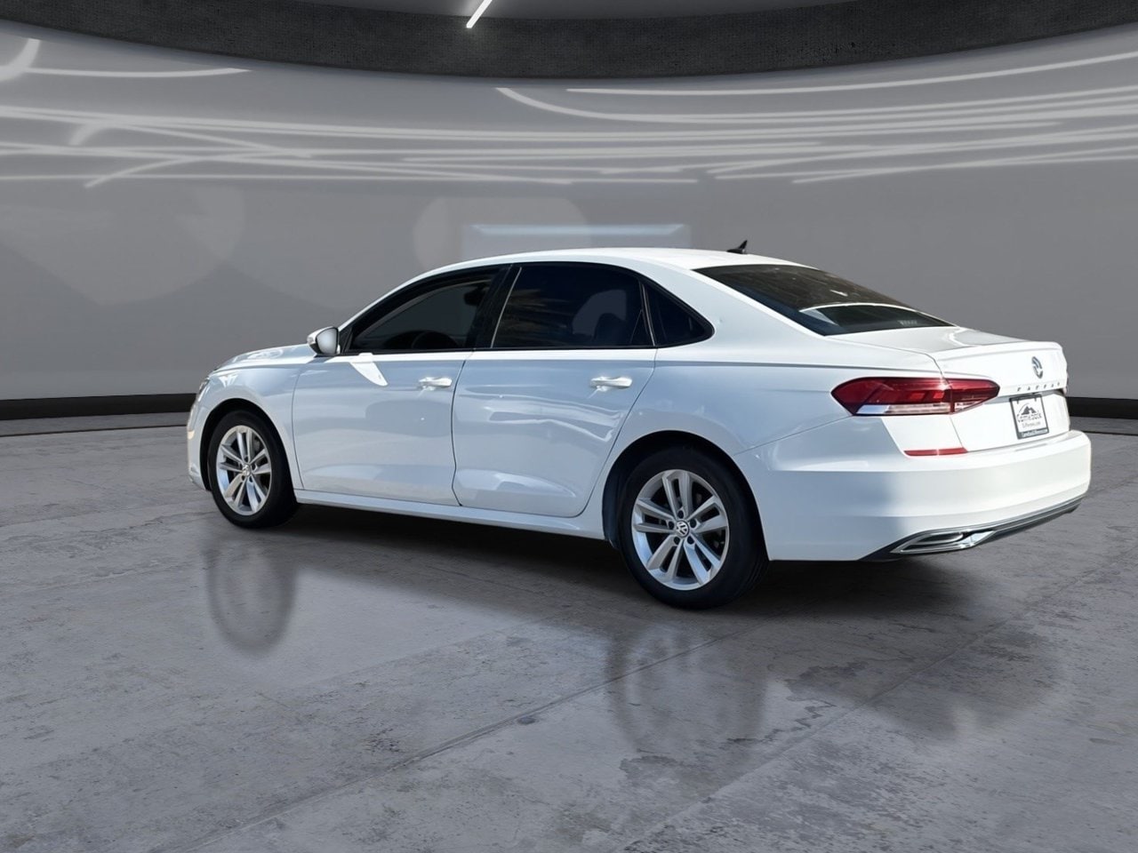 Used 2020 Pure White Volkswagen 2.0T S image 4