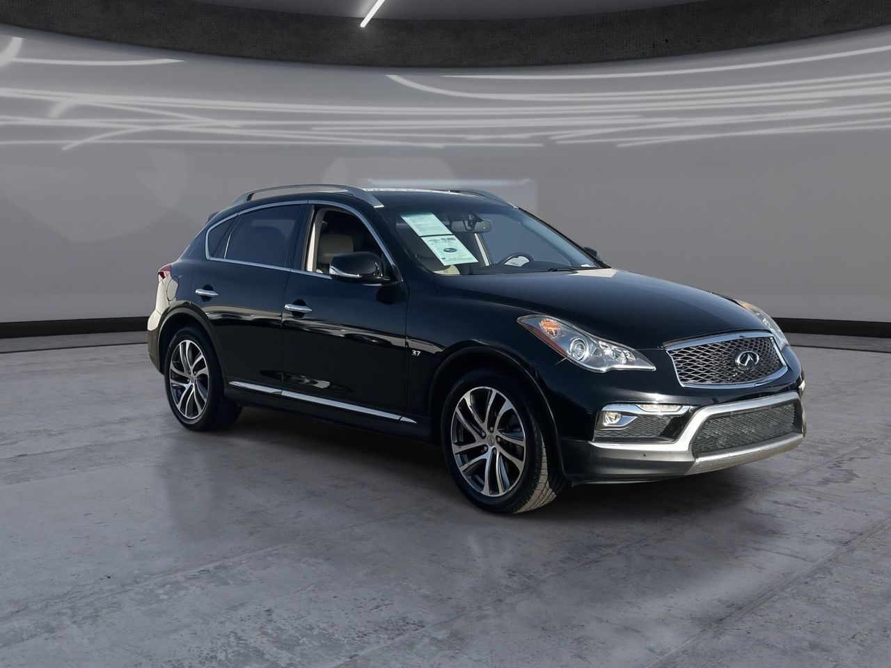 Used 2017 Black Obsidian INFINITI Base image 2