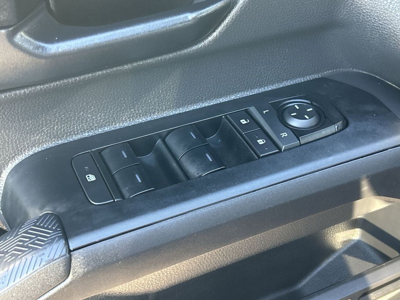 Used 2024 Underground Toyota SR5 image 18