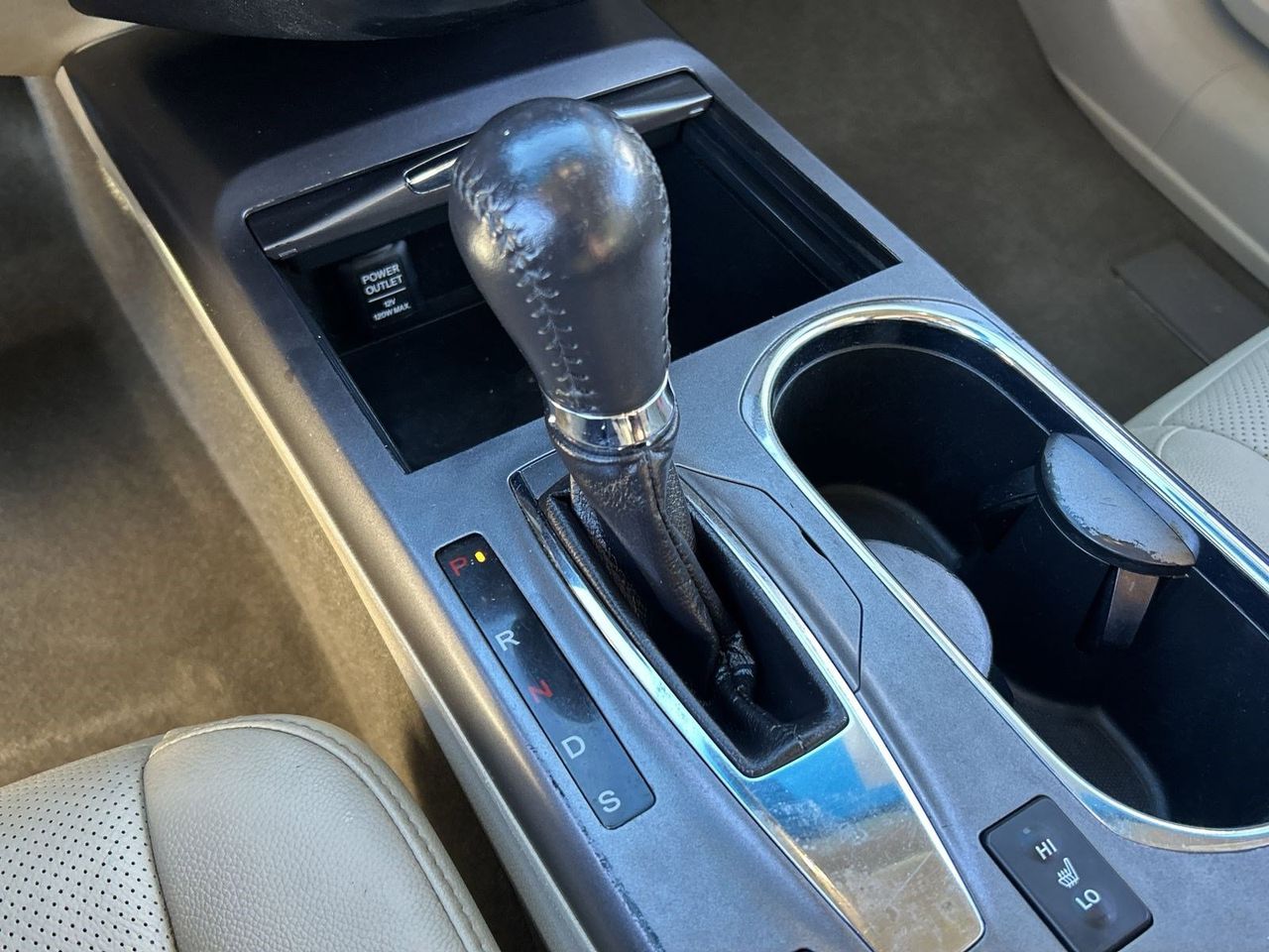 Used 2014 White Acura Technology Package image 28