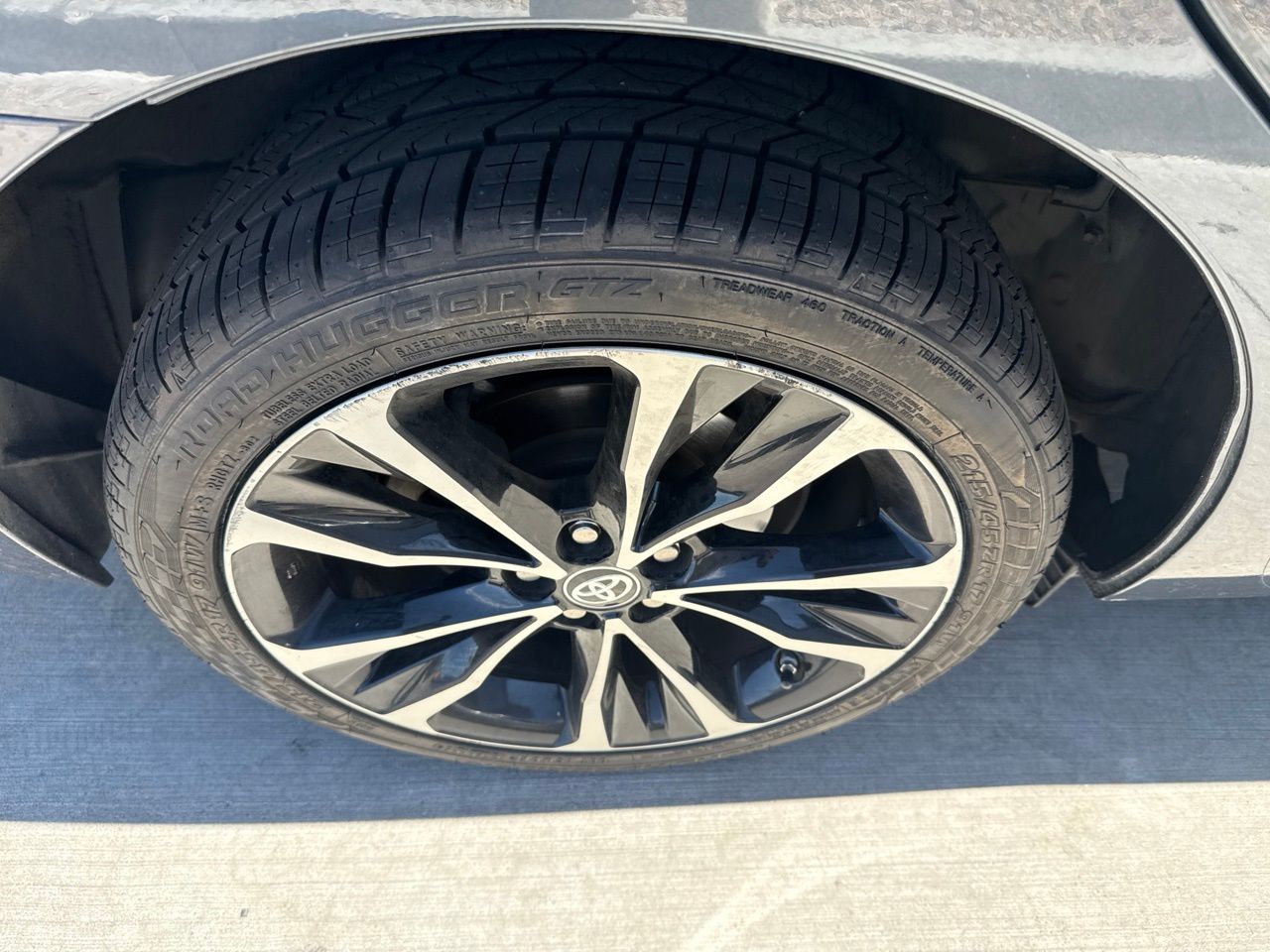 Used 2018 Slate Metallic Toyota SE image 11